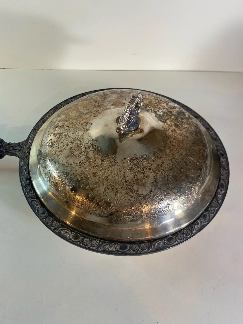 Silver Plate Lidded Round Chafing Dish With Black Wooden Handle Wooden Handle